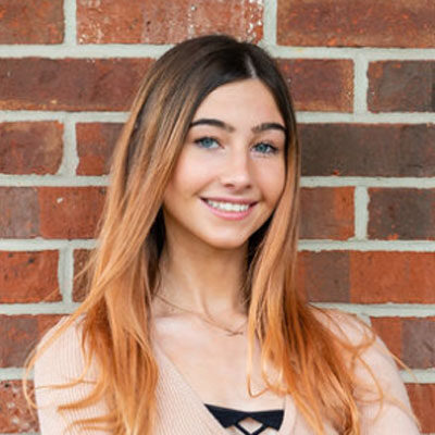 Chiropractic-Tallahassee-FL-Tori-Receptionist Chiropractic Tallahassee FL Tori Receptionist